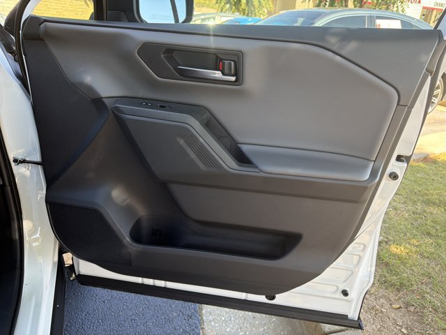 Used 2026 Toyota RAV4 SE AWD/4WD image 14
