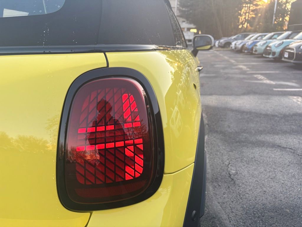 Used 2025 MINI Cooper S image 21
