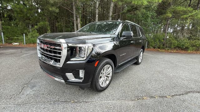 Used 2022 GMC Yukon SLT w/ SLT Luxury Package AWD/4WD image 3