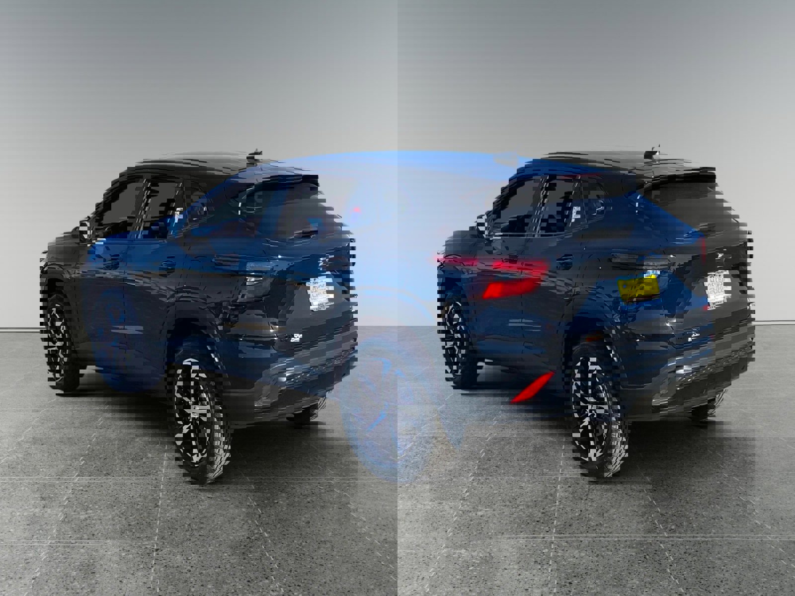 Used 2025 Chevrolet Trax RS w/ Sunroof Package image 3