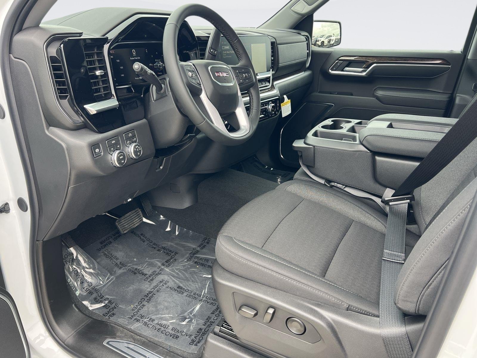 New 2026 GMC Sierra 1500 Elevation w/ LPO, Elevation Black Package AWD/4WD image 9