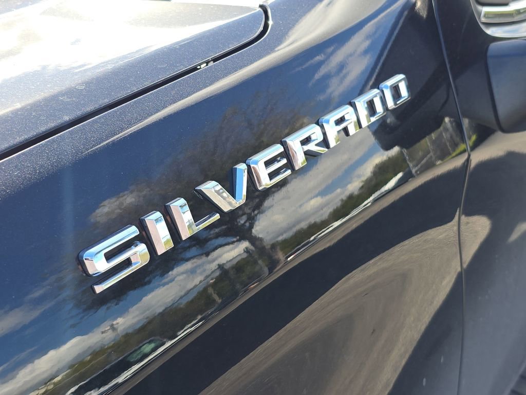 Used 2024 Chevrolet Silverado 1500 LTZ image 9