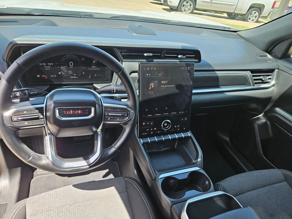 Used 2025 GMC Terrain Elevation image 13