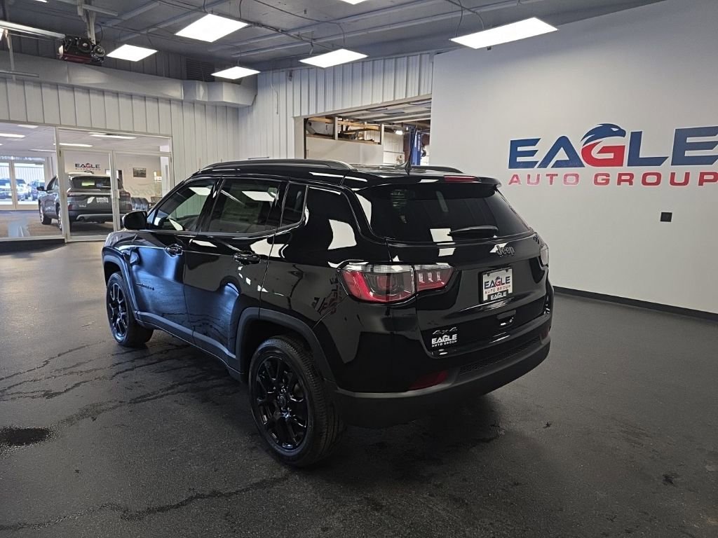 New 2026 Jeep Compass Latitude image 8