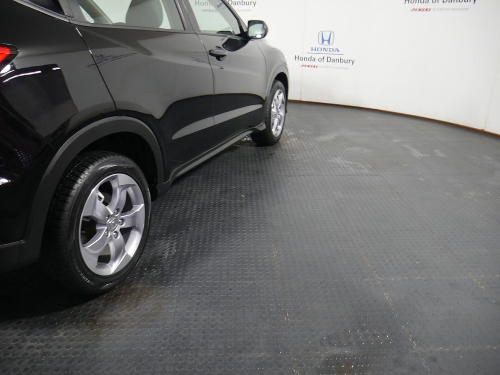 Used 2019 Honda HR-V LX image 4