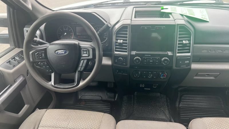 Used 2018 Ford F350 XLT w/ XLT Value Package AWD/4WD image 8