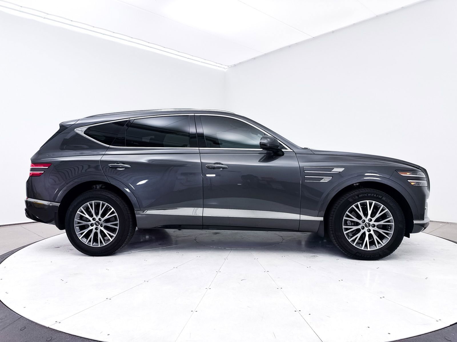 Used 2022 Genesis GV80 2.5T w/ Advanced Package 03 image 43