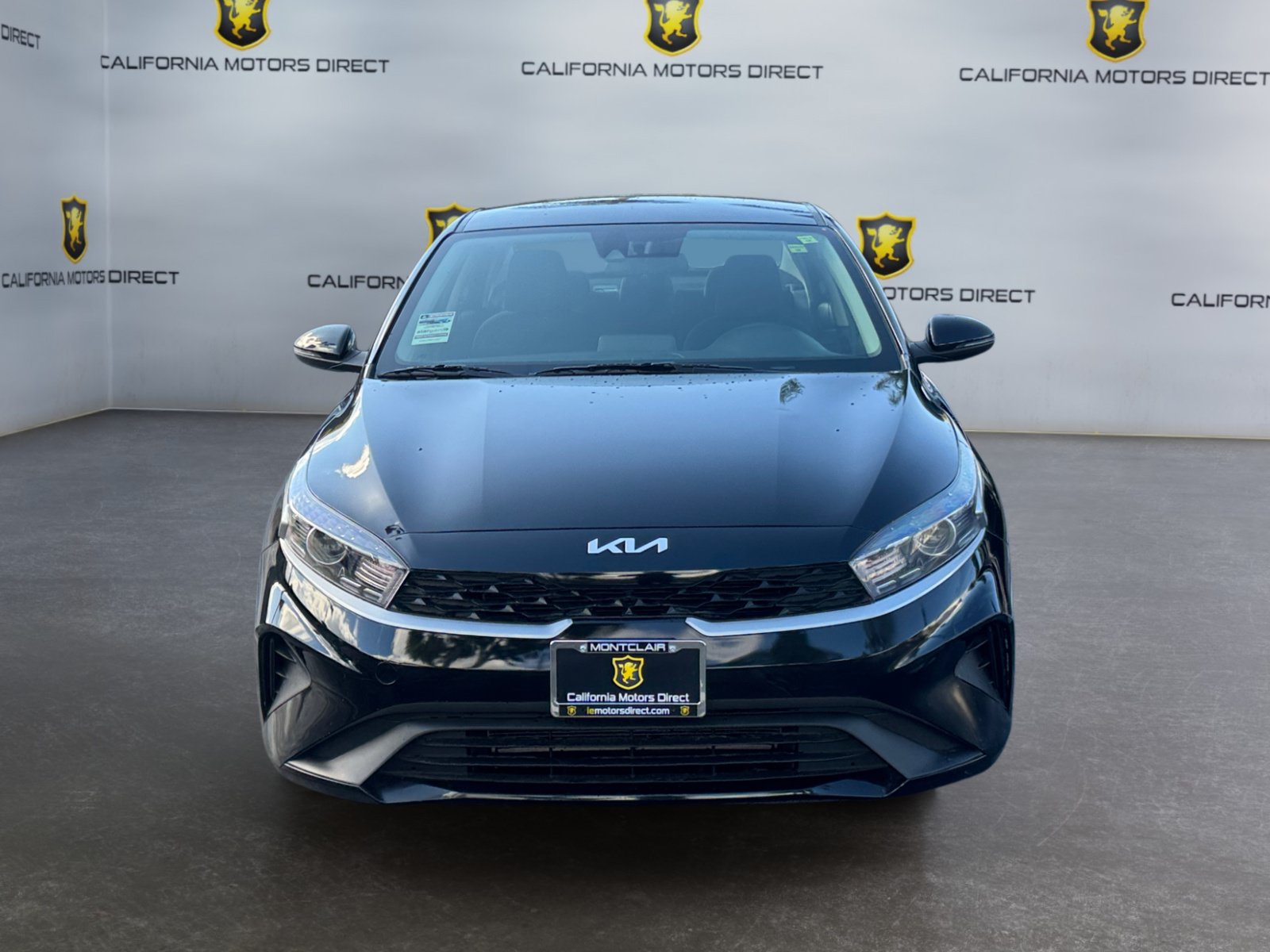 Used 2023 Kia Forte LXS w/ LXS Technology Package FWD image 8
