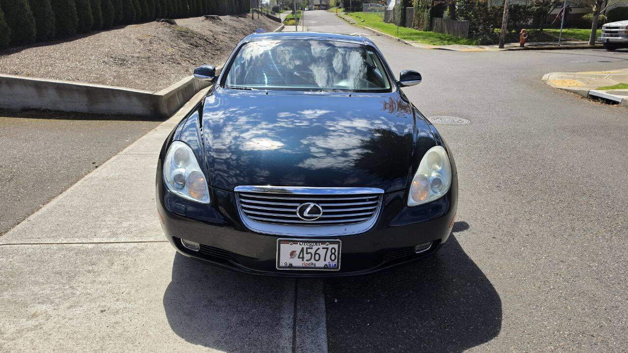 Used 2004 Lexus SC 430 Convertible image 2