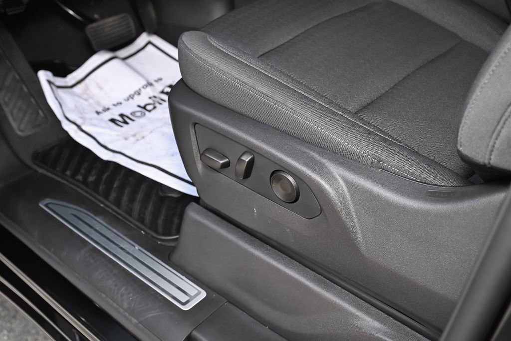 New 2026 Chevrolet Silverado 1500 LT AWD/4WD image 17