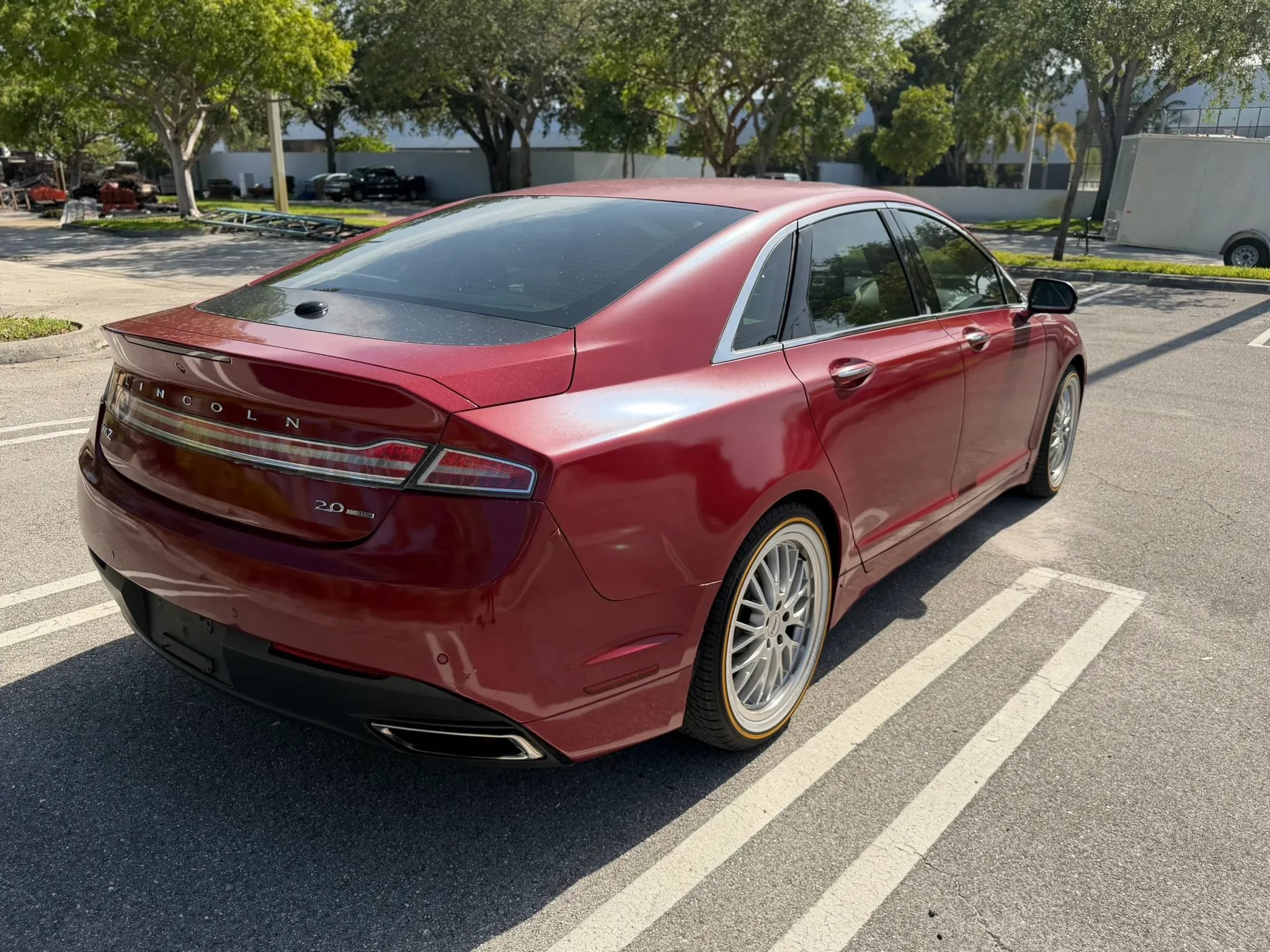 Used 2016 Lincoln MKZ w/ Equipment Group 300A Reserve FWD image 7