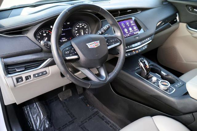 Used 2020 Cadillac XT4 Premium Luxury AWD/4WD image 20