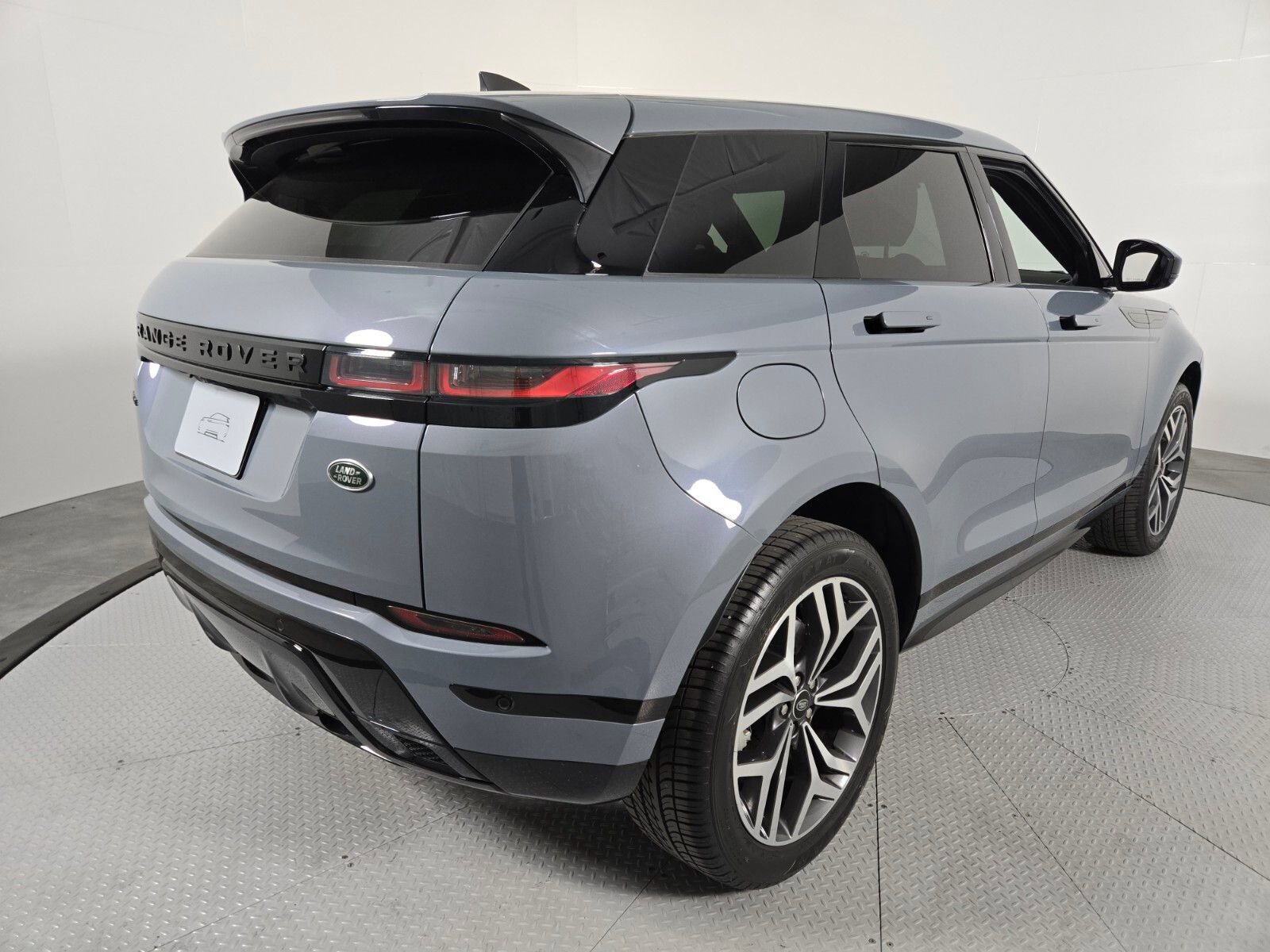 Used 2023 Land Rover Range Rover Evoque R-Dynamic S AWD/4WD video 2