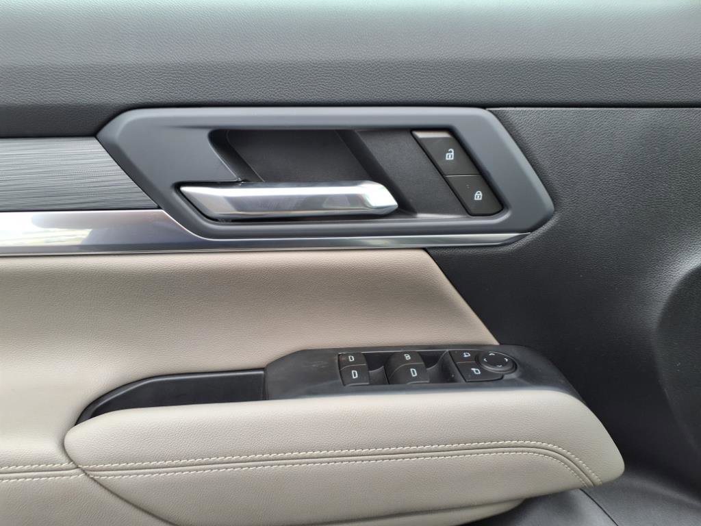 New 2026 GMC Terrain Elevation w/ LPO, Floor Liner Package image 7