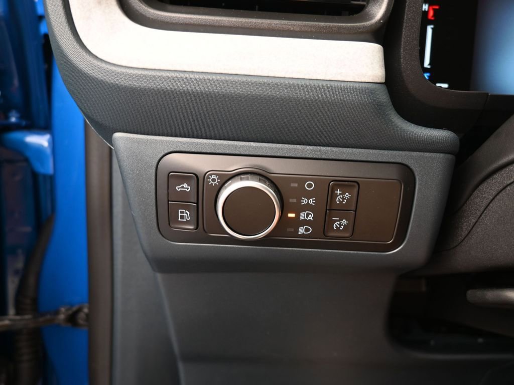 New 2025 Ford Maverick XLT w/ XLT Luxury Package image 27