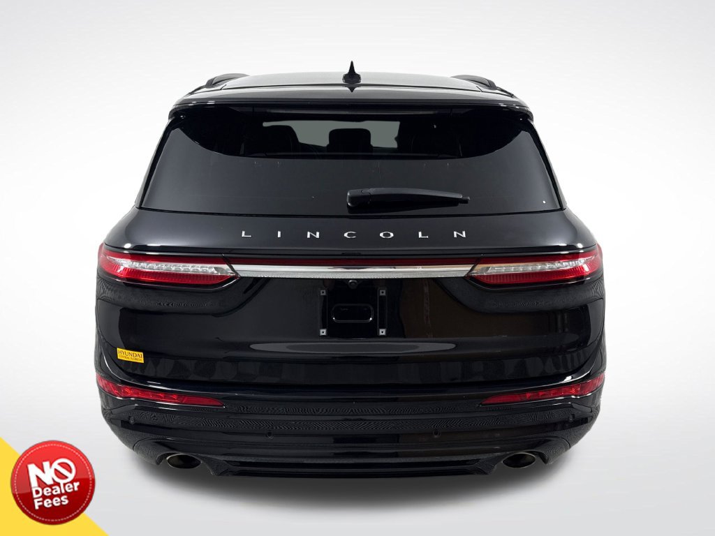 Used 2023 Lincoln Corsair Reserve w/ Equipment Group 201A FWD image 5