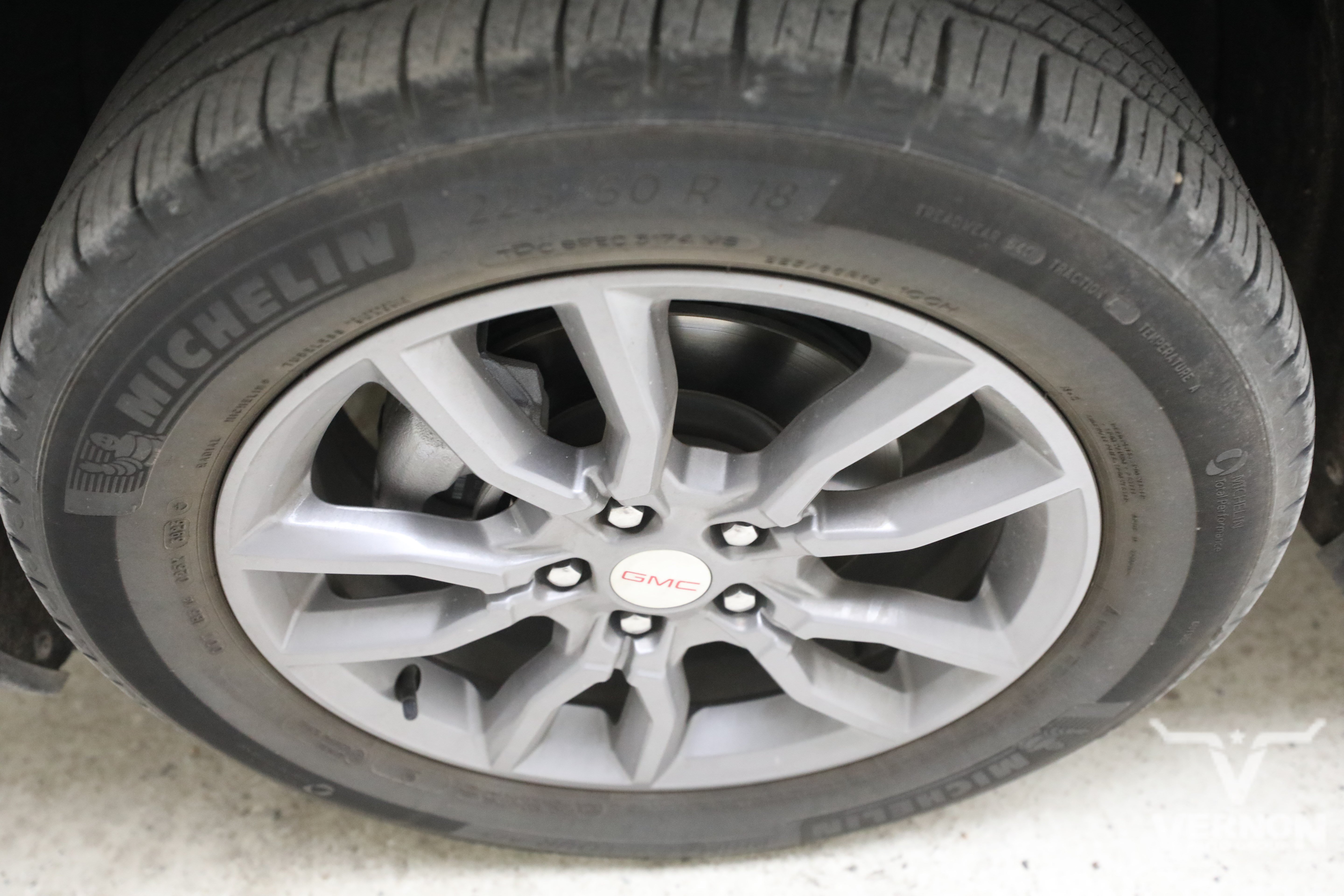Used 2024 GMC Terrain SLT AWD/4WD image 10