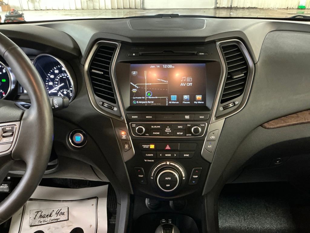 Used 2018 Hyundai Santa Fe Sport w/ Cargo Package image 18