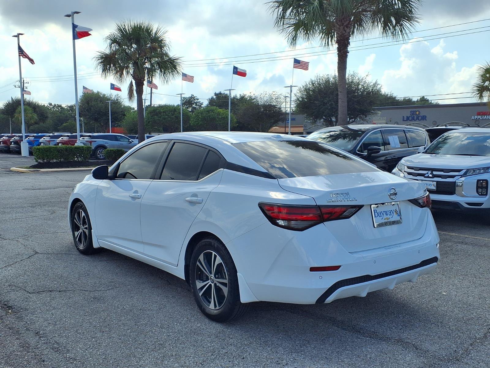 Used 2022 Nissan Sentra SV FWD image 23