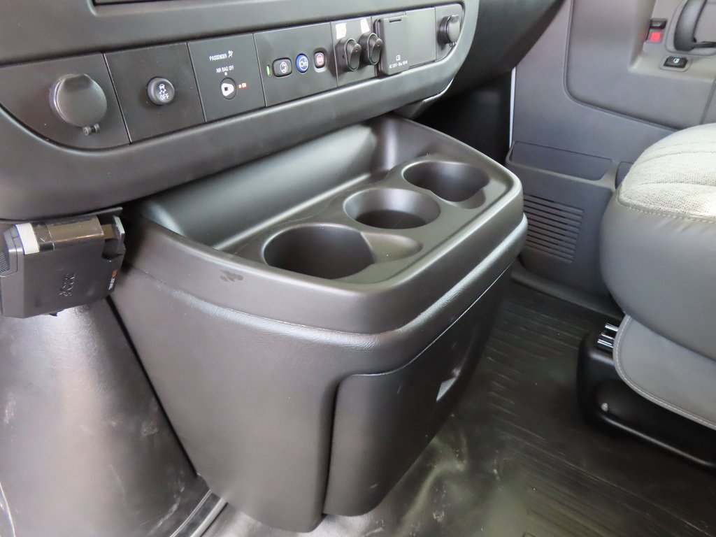 New 2024 Chevrolet Express 3500 Work Van w/ Power Convenience Package image 6