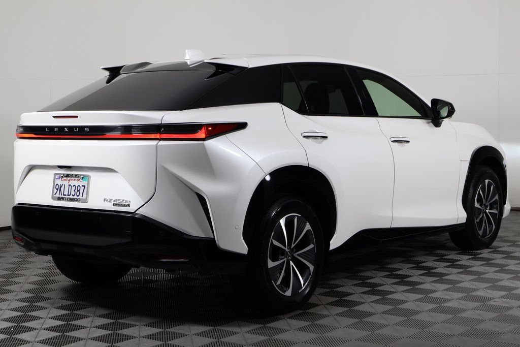 Certified 2023 Lexus RZ 450e Premium w/ Technology Package AWD/4WD image 4