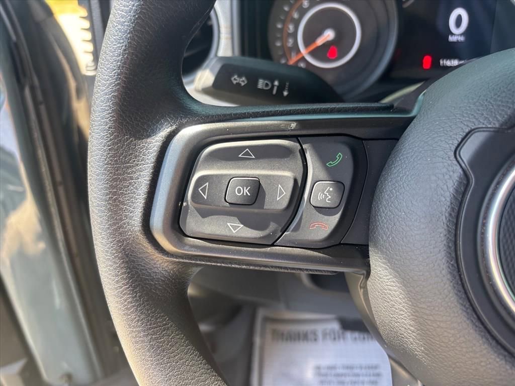 Used 2025 Jeep Gladiator Sport AWD/4WD image 15