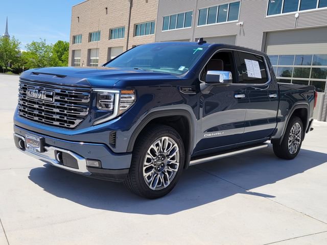 Used 2023 GMC Sierra 1500 Denali Ultimate AWD/4WD image 4