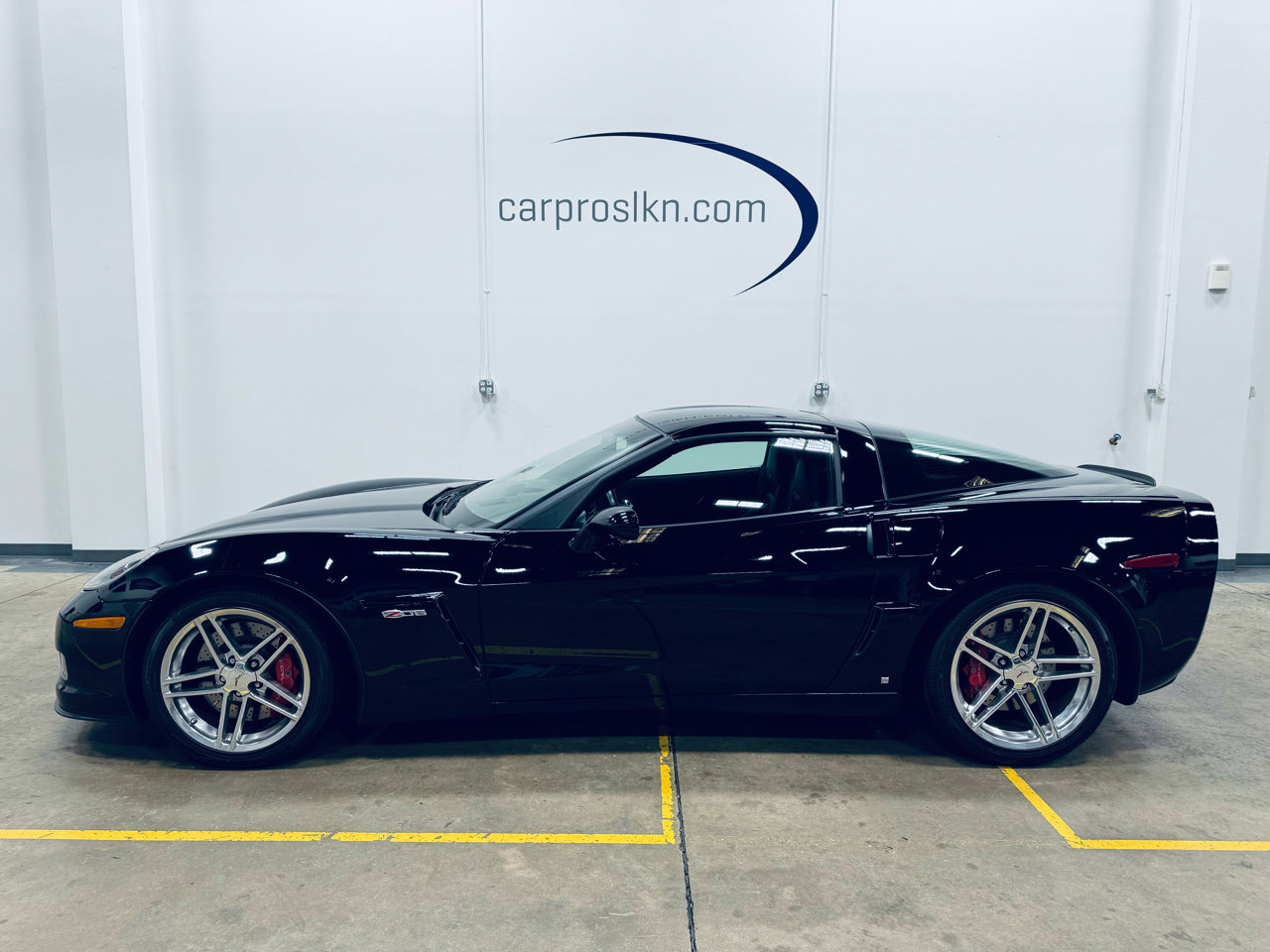 Used 2006 Chevrolet Corvette Z06 w/ Preferred Equipment Group image 4