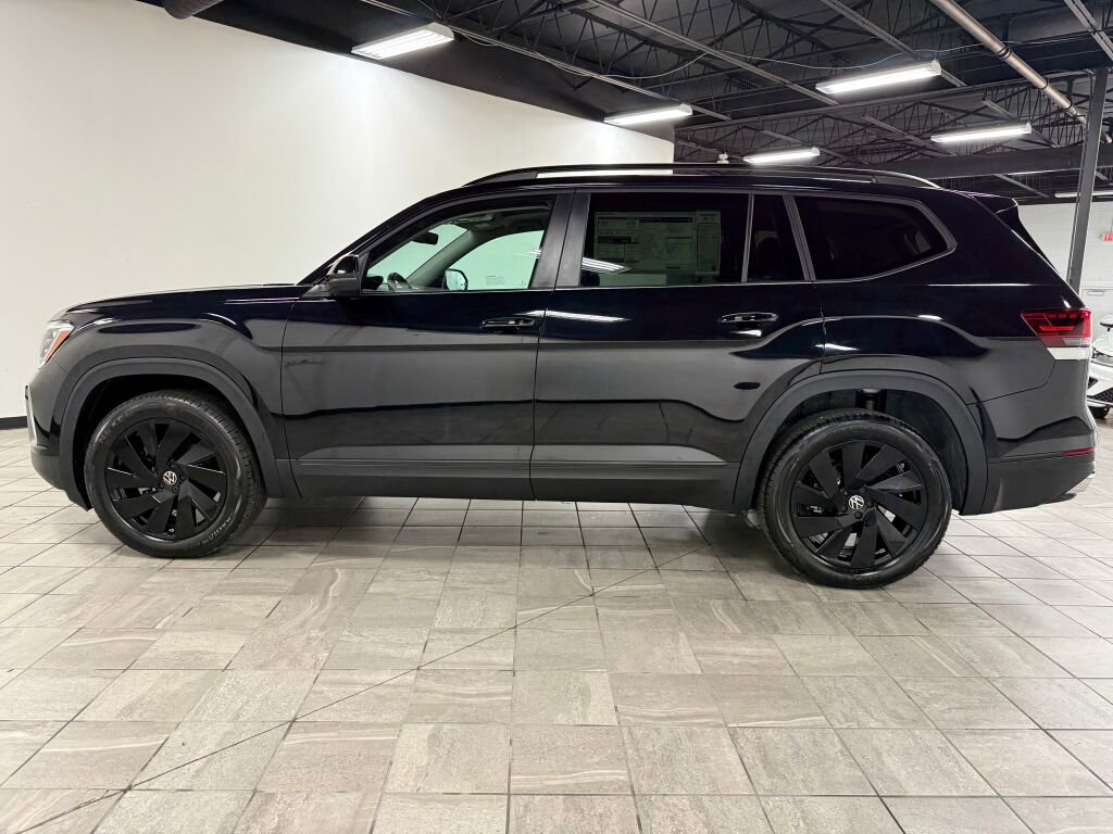 New 2026 Volkswagen Atlas SE image 4