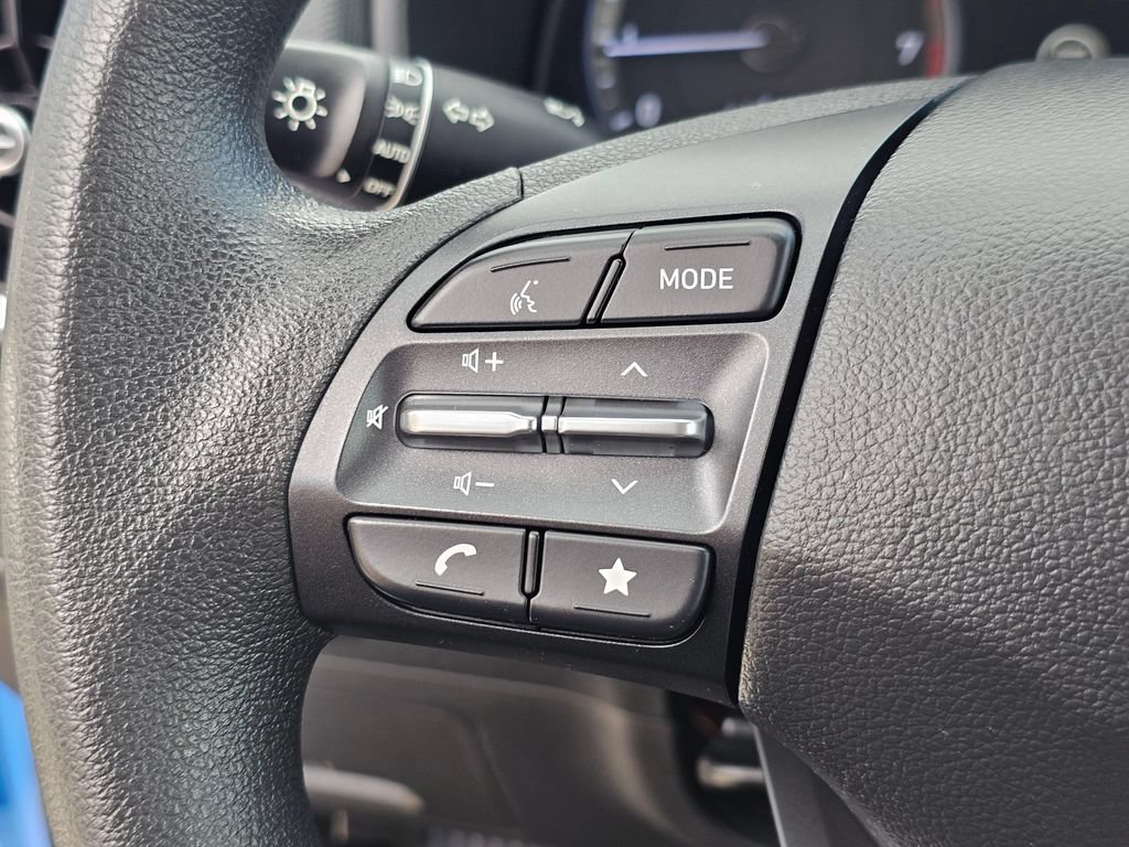Used 2022 Hyundai Kona SEL w/ Cargo Package AWD/4WD image 31