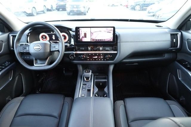 Certified 2026 Nissan Pathfinder SL FWD image 25