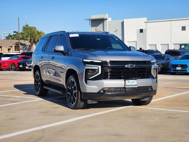 Used 2025 Chevrolet Tahoe RST w/ Comfort Package image 3