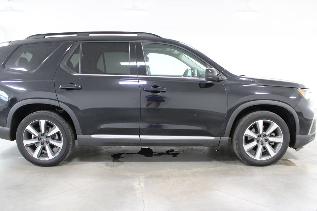 Used 2023 Honda Pilot Touring image 12