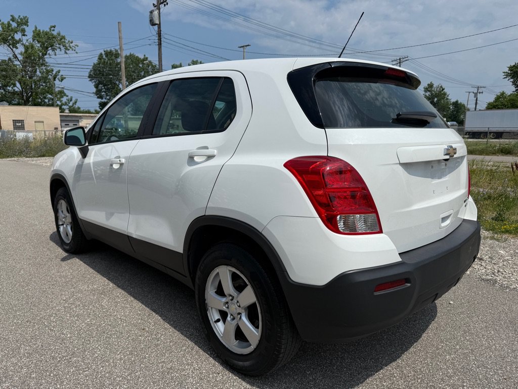 Used 2016 Chevrolet Trax LS AWD/4WD image 5