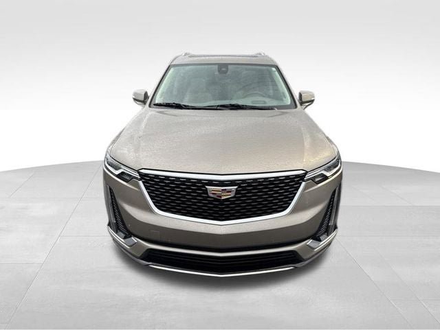 Certified 2023 Cadillac XT6 Premium Luxury w/ Technology Package AWD/4WD image 2