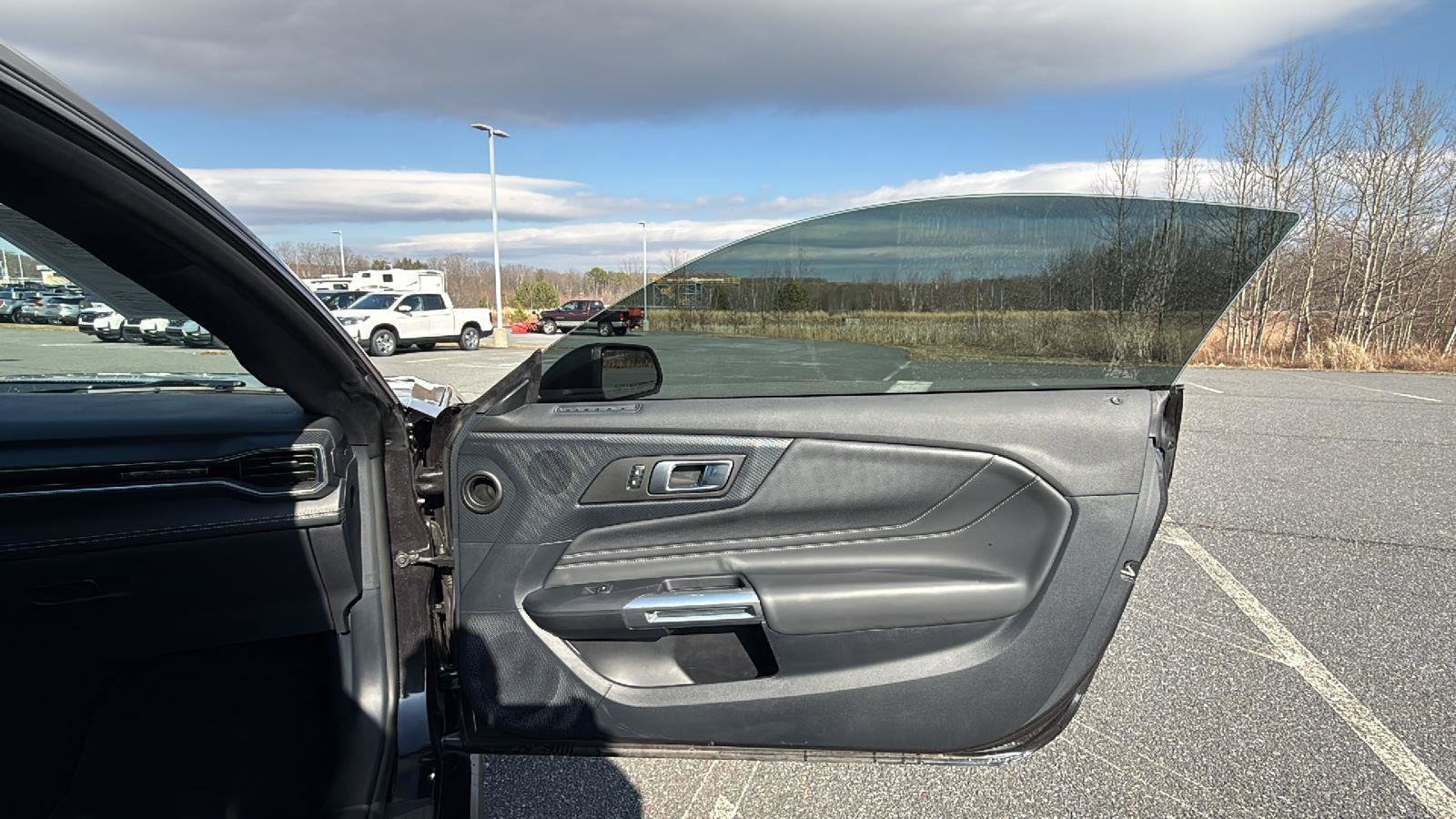 Used 2024 Ford Mustang GT Premium image 18