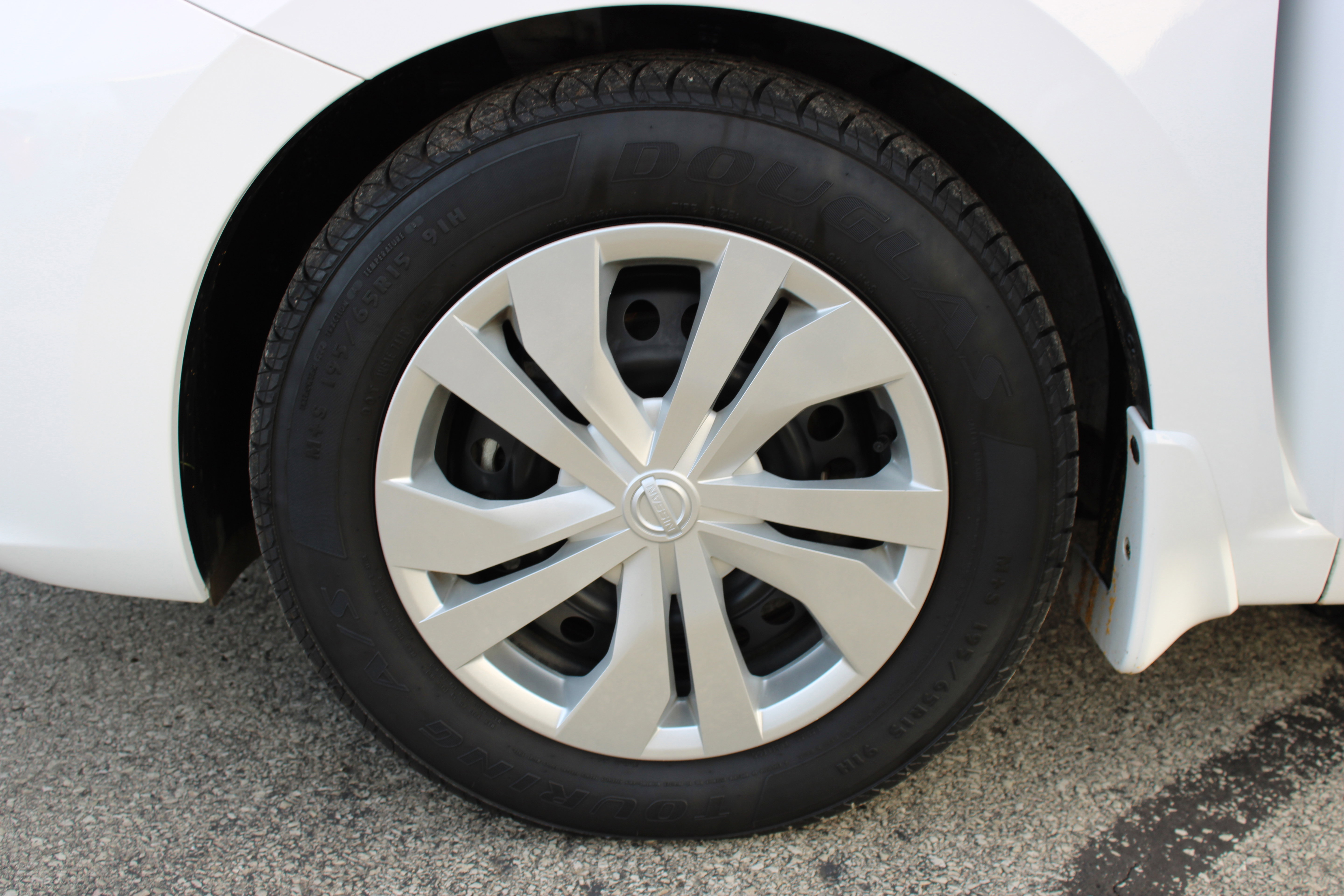 Certified 2024 Nissan Versa S w/ Trunk Package image 24