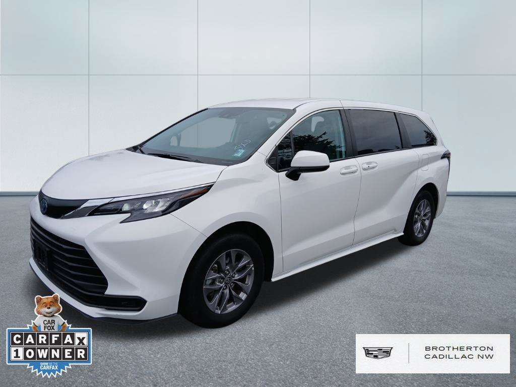 Used 2024 Toyota Sienna LE