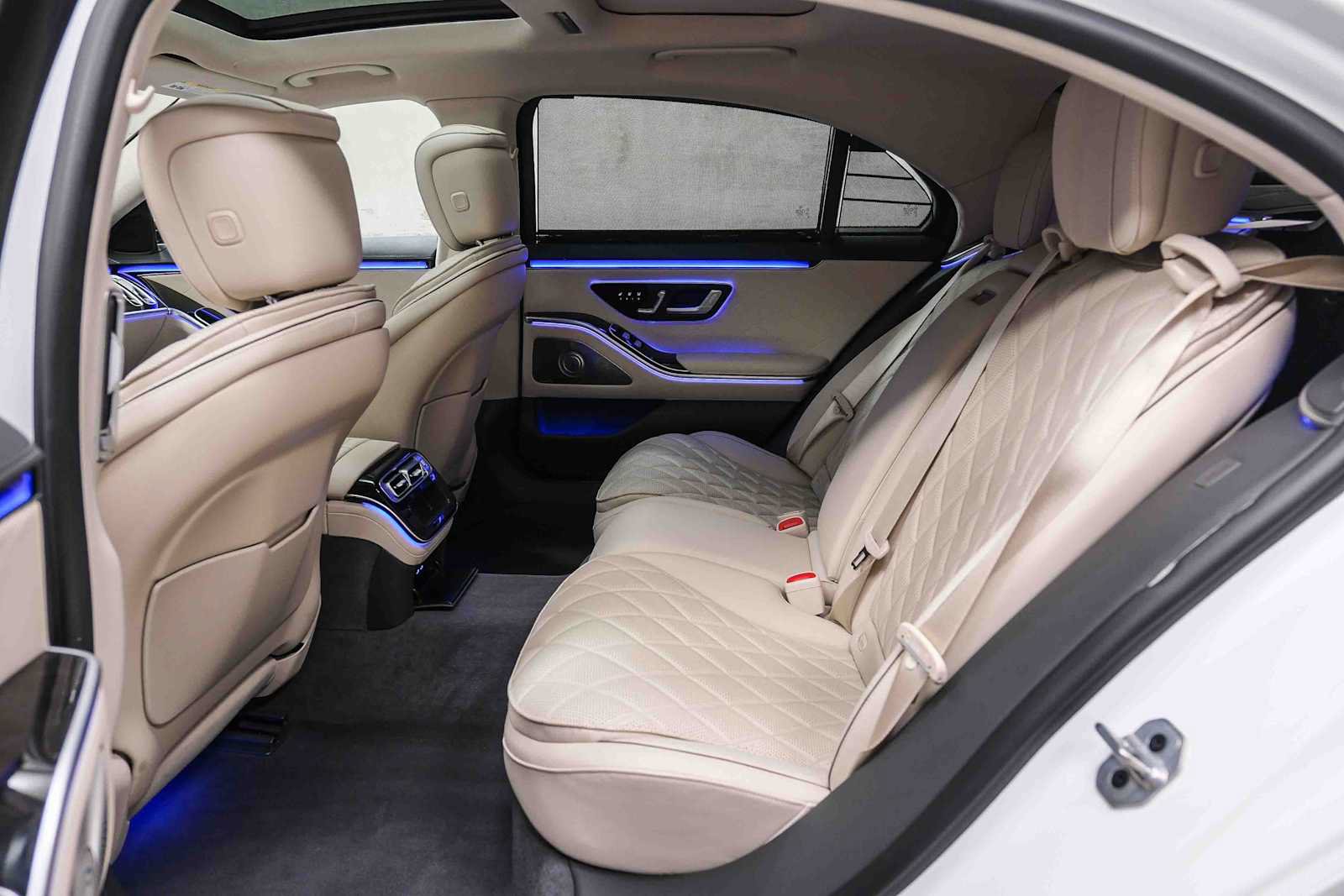 Certified 2024 Mercedes-Benz S 580e 4MATIC Sedan w/ AMG Line image 23