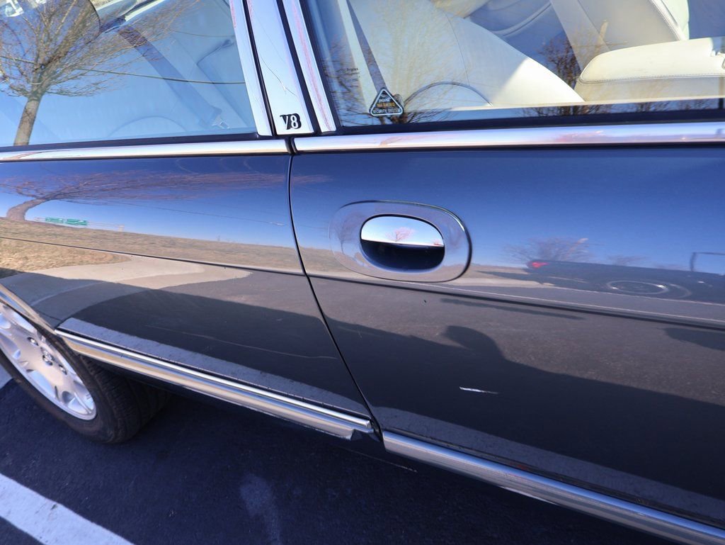 Used 2001 Jaguar XJ image 8