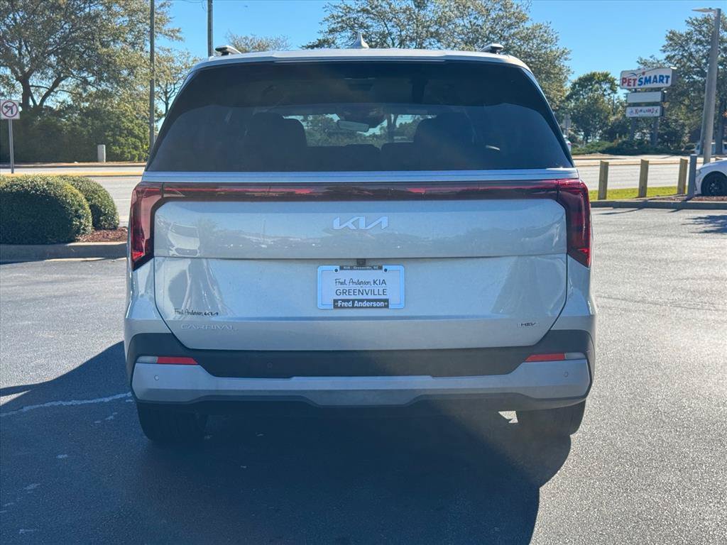 Certified 2025 Kia Carnival EX FWD image 4