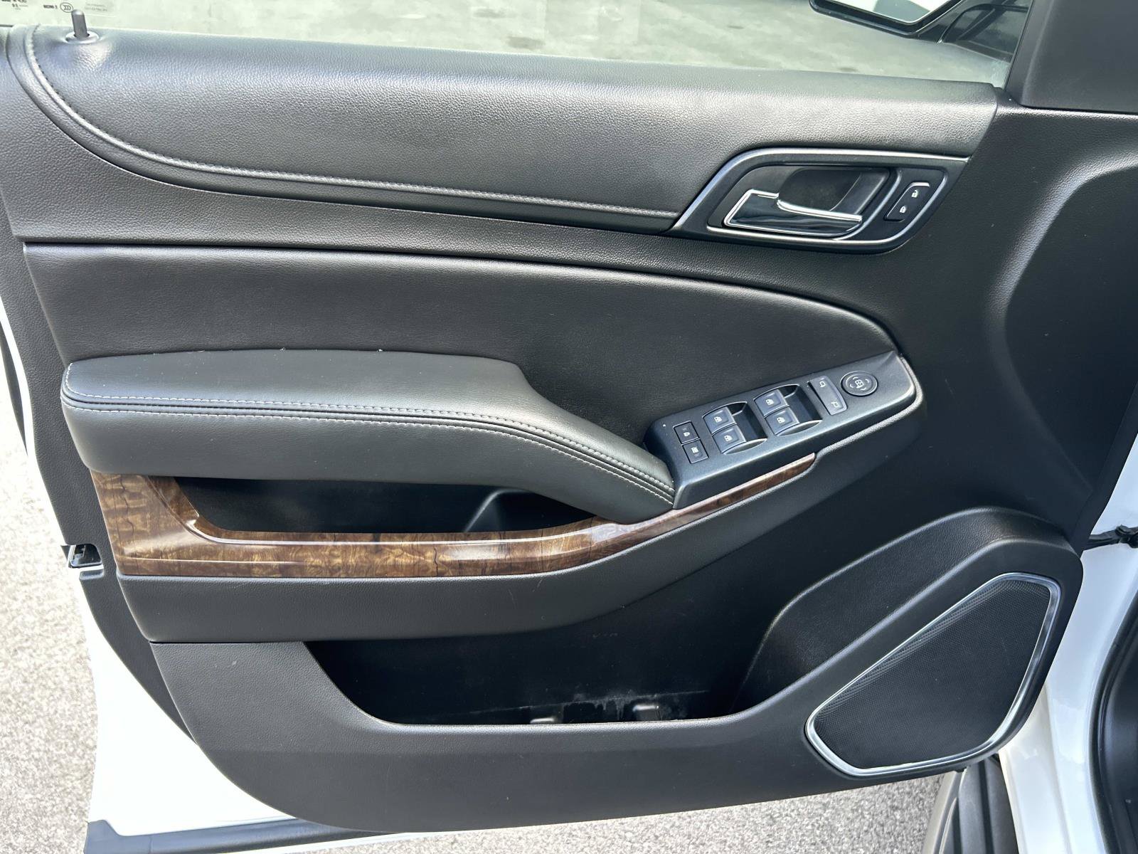 Used 2020 Chevrolet Tahoe LS RWD image 25