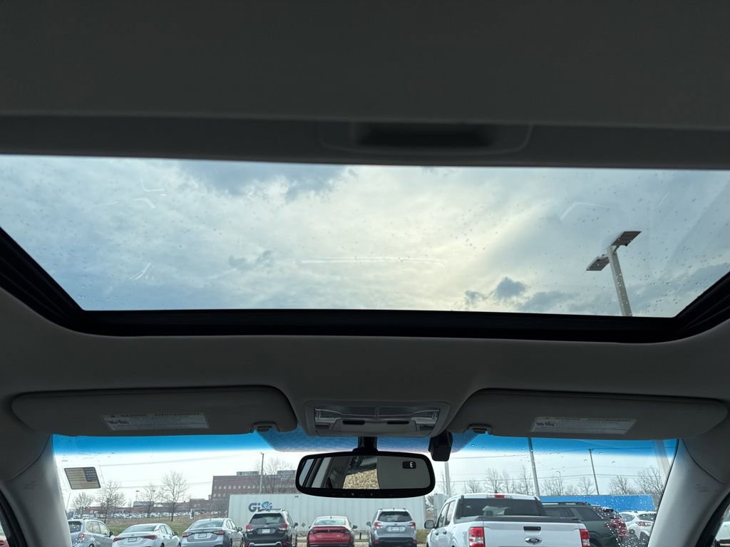 Used 2013 Toyota Avalon XLE Touring image 17