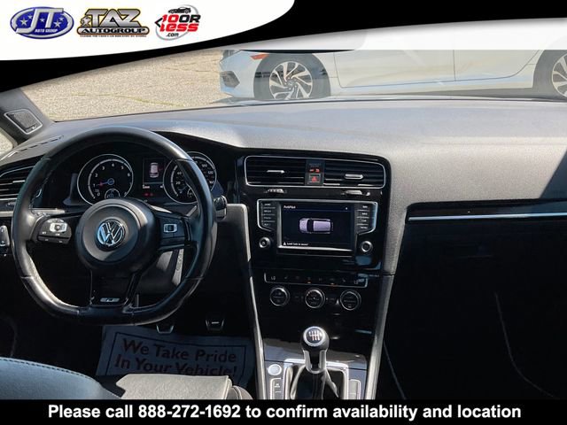Used 2017 Volkswagen Golf R 4-Door image 15