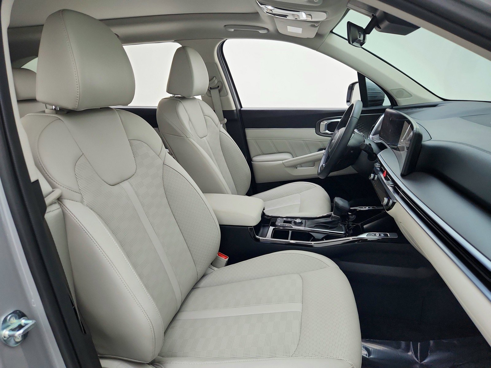 Used 2025 Kia Sorento SX image 23