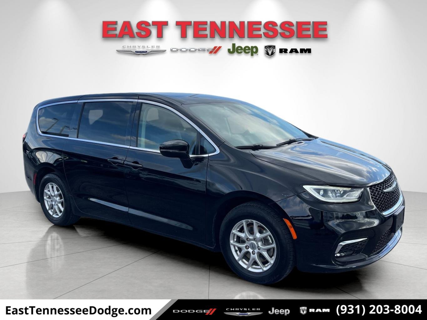 Used 2024 Chrysler Pacifica Touring-L