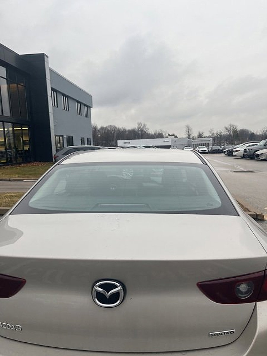 Used 2024 MAZDA MAZDA3 s image 9