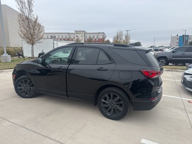 Used 2023 Chevrolet Equinox RS image 5