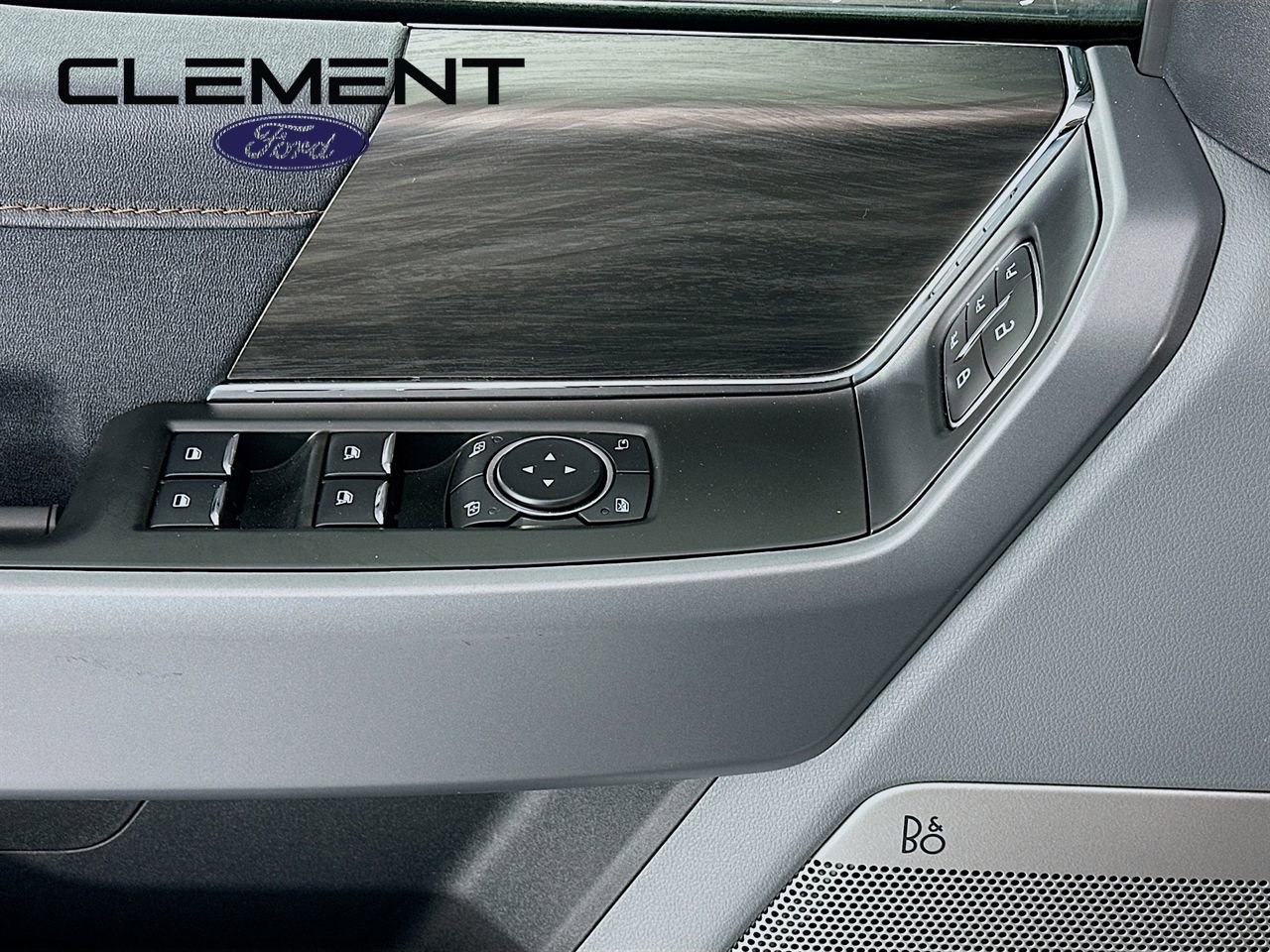 New 2025 Ford F150 Lariat w/ Equipment Group 501A Mid image 25