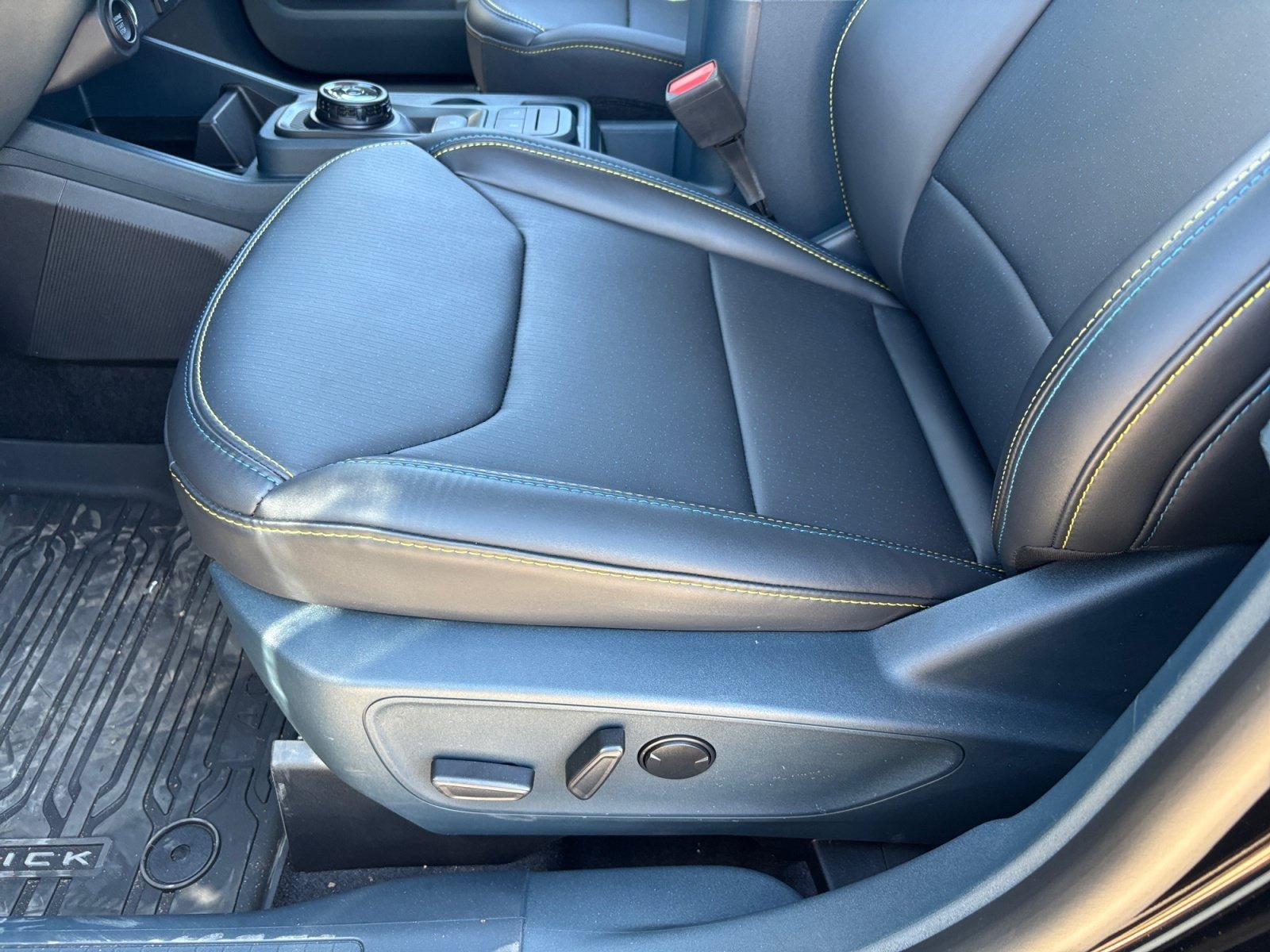 New 2025 Ford Maverick Lobo AWD/4WD image 13